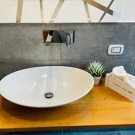 公寓 Alessi Design Tra Centro E Mare 巴勒莫